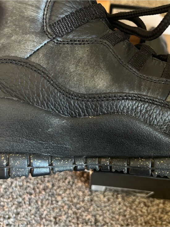 Men’s Jordan 10 Retro NYC size 11 main image 8